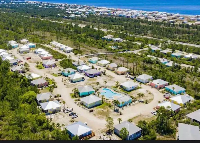 Holiday home Sea La Vie- Beach-pools-trails-new Home- Monthly