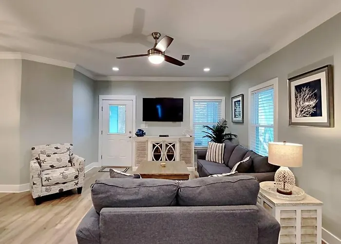 Sea La Vie- Beach-pools-trails-new Home- Monthly *