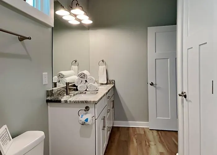 Holiday home Sea La Vie- Beach-pools-trails-new Home- Monthly Gulf Shores
