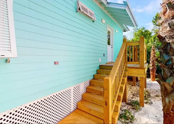 Sea La Vie- Beach-pools-trails-new Home- Monthly Holiday home