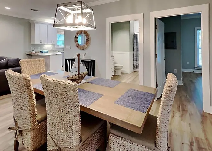 Sea La Vie- Beach-pools-trails-new Home- Monthly Holiday home Gulf Shores