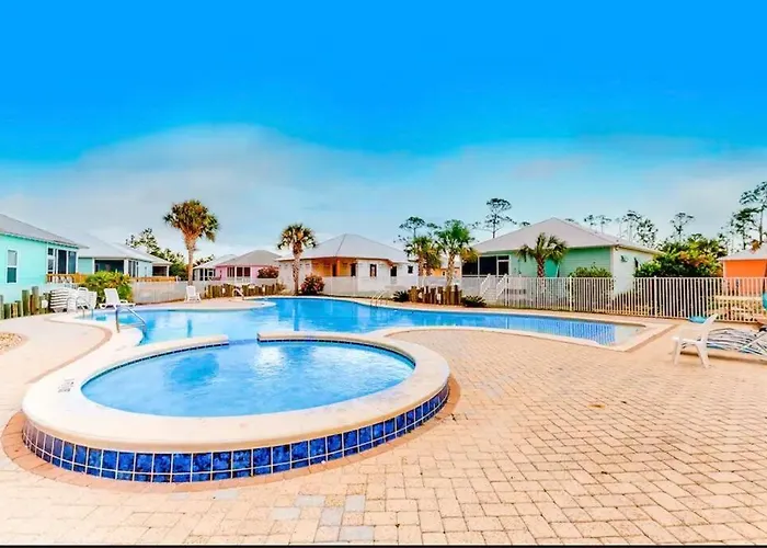 Sea La Vie- Beach-pools-trails-new Home- Monthly Holiday home Gulf Shores