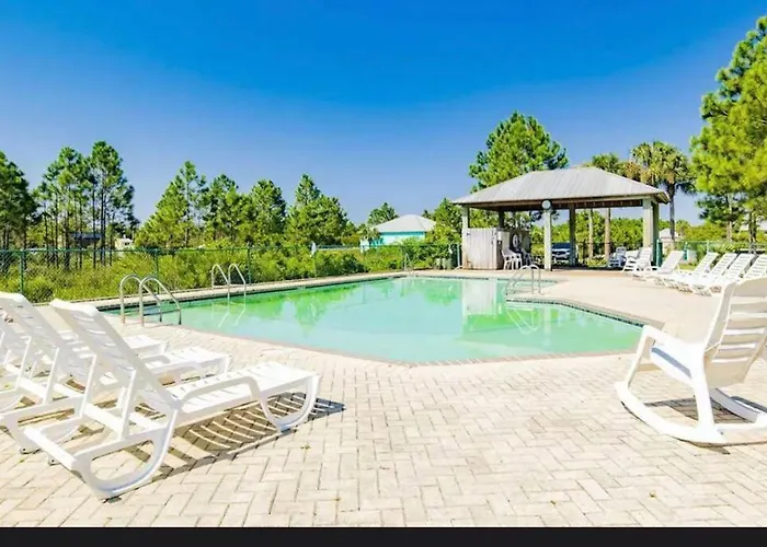 Holiday home Sea La Vie- Beach-pools-trails-new Home- Monthly